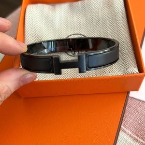 Brand new so black clic H bracelet T5 T6